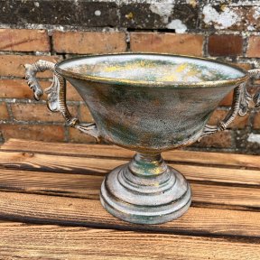 Brocante Urn