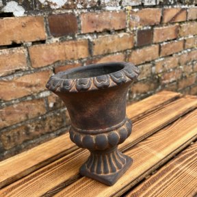 Brown table goblets