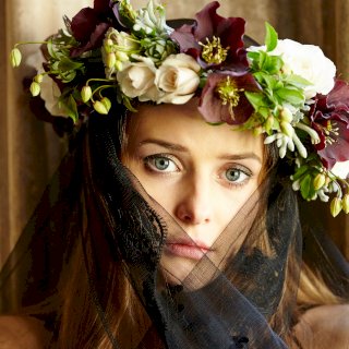 Winter floral crown bride
